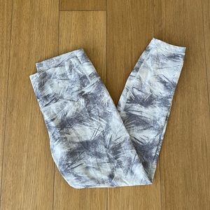 Lululemon Cropped Leggings